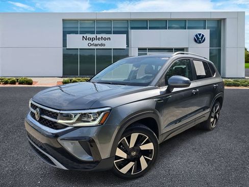 Used 2024 Volkswagen Taos SEL image 40