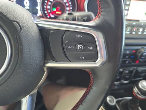 Used 2021 Jeep Wrangler Unlimited Rubicon AWD/4WD image 18