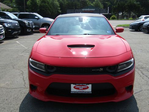 Used 2020 Dodge Charger Scat Pack RWD image 2
