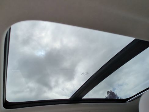 New 2026 Volvo XC40 B5 Plus w/ Protection Package Premier image 18