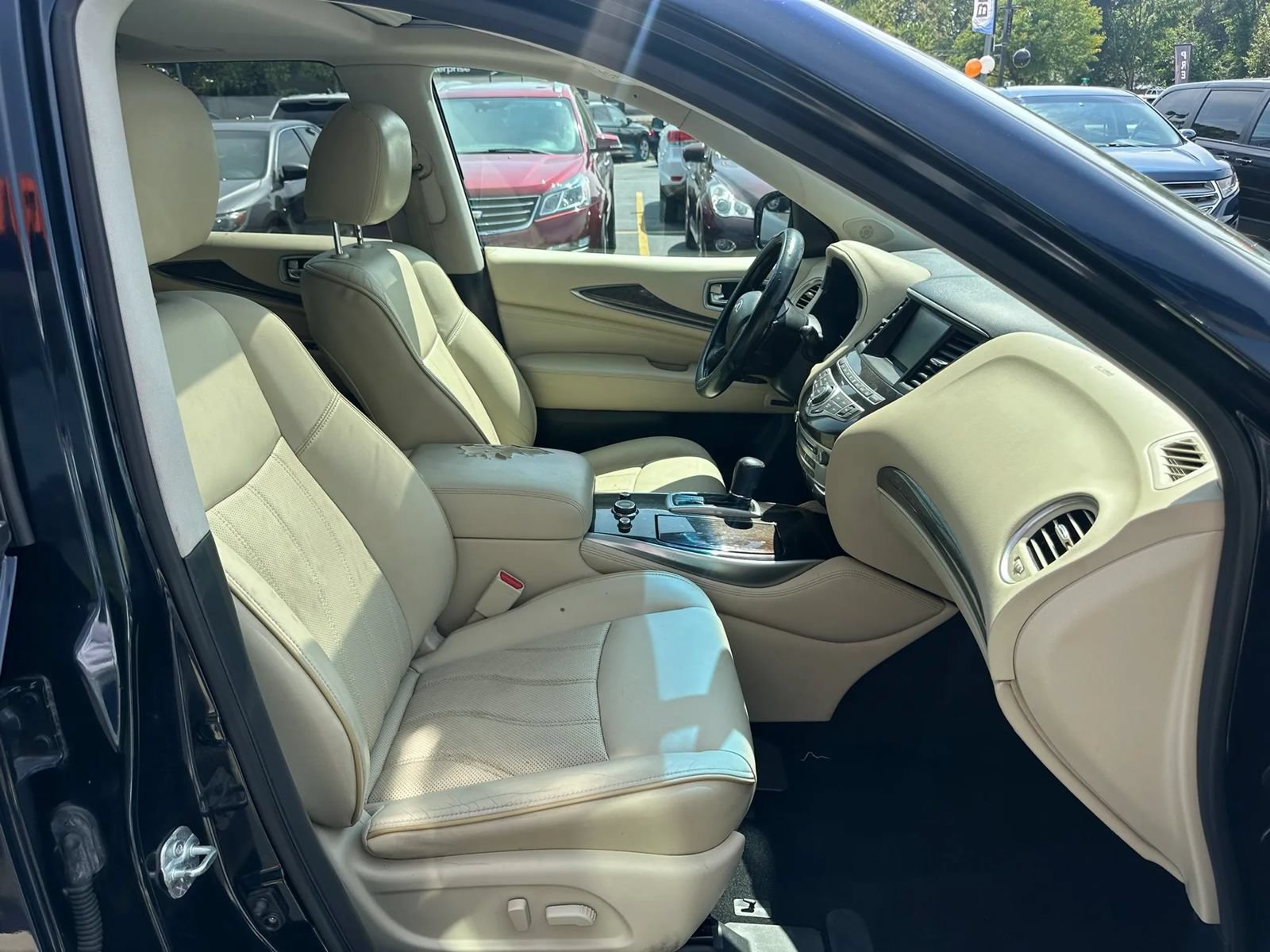 Used 2015 INFINITI QX60 Luxe w/ Premium Package AWD/4WD image 15