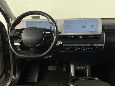 Used 2023 Hyundai Ioniq 5 SEL image 14