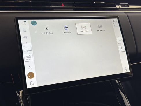 New 2025 Land Rover Range Rover Sport Dynamic SE image 18