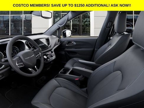 New 2026 Chrysler Pacifica Select AWD/4WD image 22