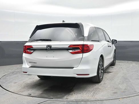 Used 2023 Honda Odyssey EX-L image 10