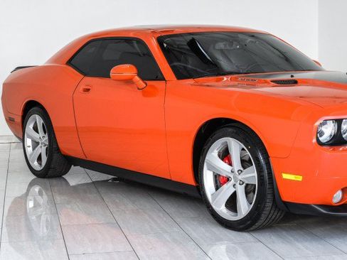 Used 2009 Dodge Challenger SRT8 w/ SRT Option Group II RWD image 56