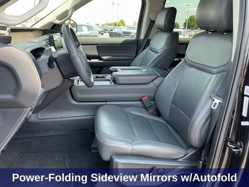 Used 2025 Ford Expedition Active AWD/4WD image 16