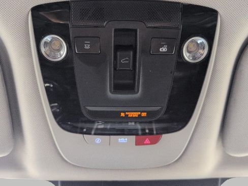 Used 2023 Kia Sorento SX AWD/4WD image 18
