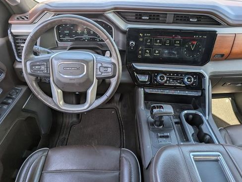 Used 2022 GMC Sierra 1500 Denali w/ Technology Package image 10