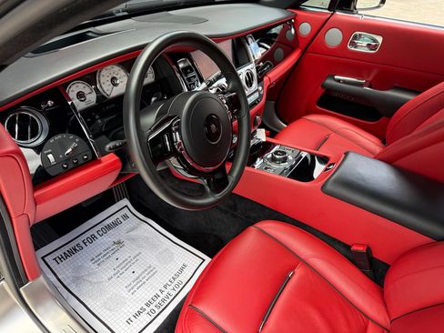 Used 2020 Rolls-Royce Wraith RWD image 30