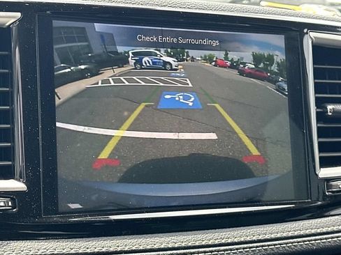 Used 2023 Chrysler Pacifica Touring-L FWD image 22