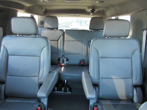 Used 2025 GMC Yukon XL Denali image 26