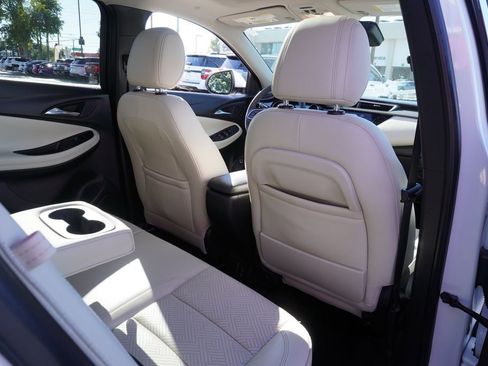 Certified 2021 Buick Encore GX Essence w/ Advanced Technology Package image 10