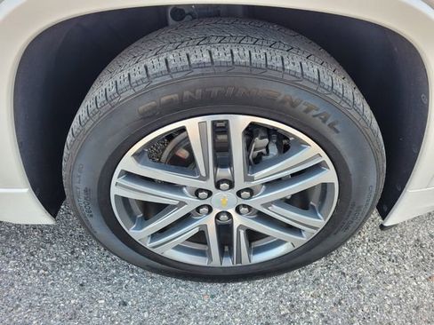 Used 2023 Chevrolet Traverse High Country w/ LPO, Floor Liner Package FWD image 20