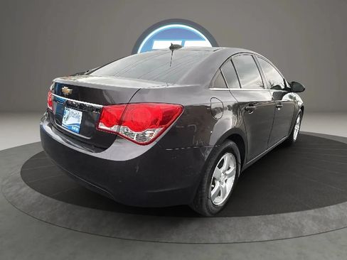 Used 2016 Chevrolet Cruze LT FWD image 12