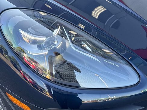 Used 2019 Porsche Macan S AWD/4WD image 28