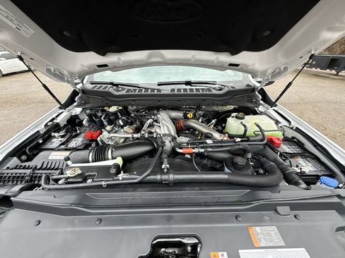 New 2026 Ford F250 Platinum image 18