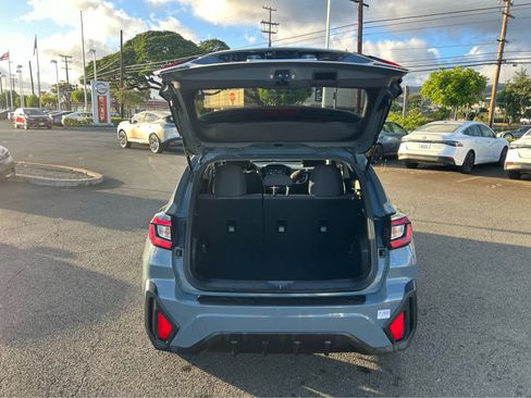 Used 2024 Subaru Crosstrek 2.0i AWD/4WD image 11