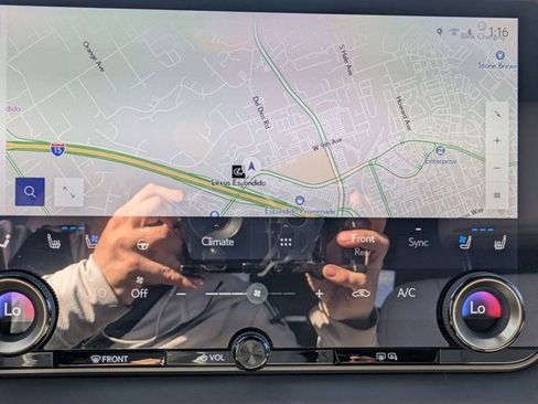 Used 2025 Lexus RX 350 image 22