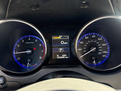 Used 2015 Subaru Legacy 2.5i Limited AWD/4WD image 14