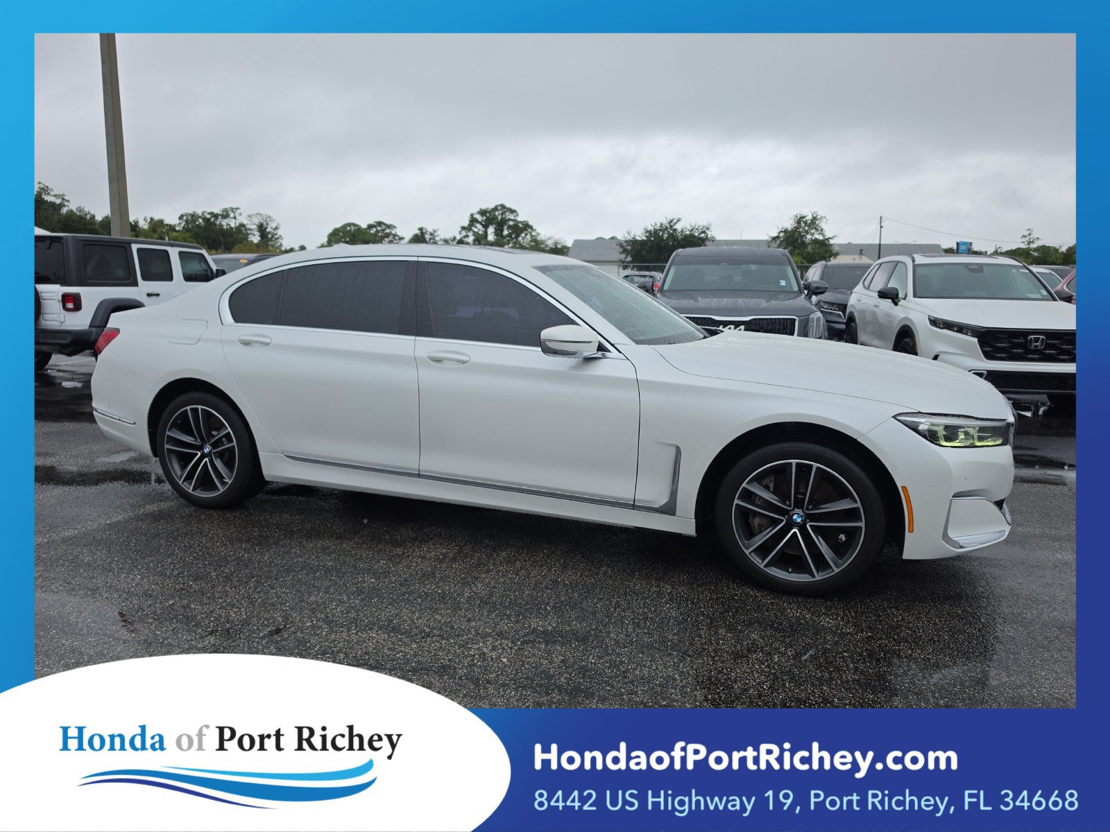 Used 2021 BMW 750i xDrive AWD/4WD image 1