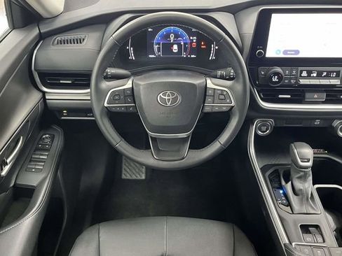 Used 2025 Toyota Grand Highlander FWD image 20