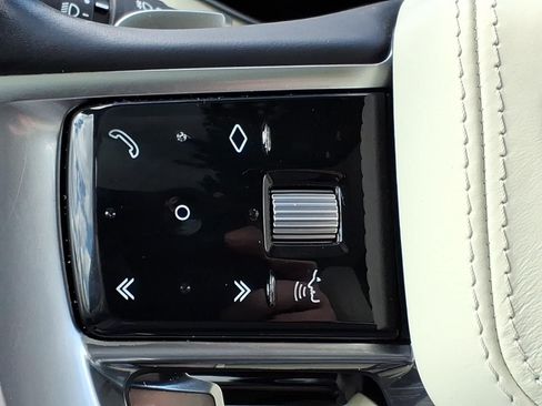 Used 2023 Land Rover Range Rover SE AWD/4WD image 23