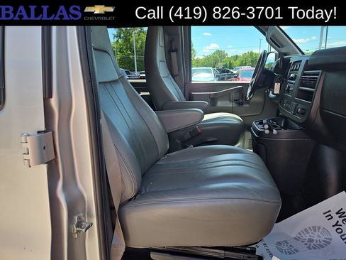 Certified 2020 Chevrolet Express 3500 LS RWD image 28