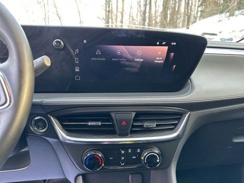 Used 2024 Buick Encore GX Preferred image 17