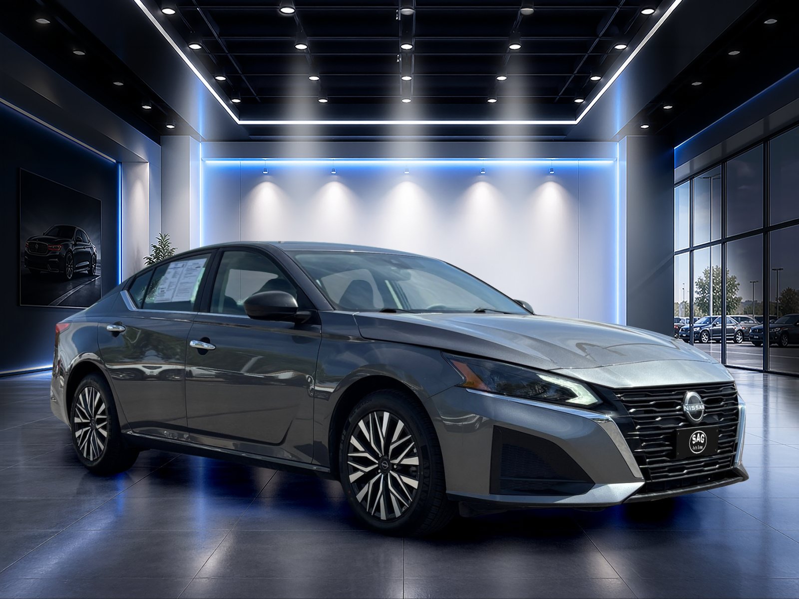 Used 2024 Nissan Altima 2.5 SV AWD/4WD image 2