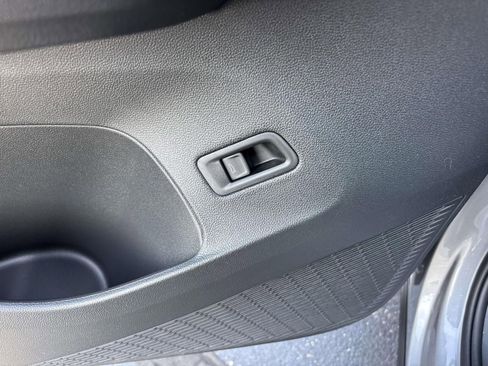 New 2026 Volkswagen Atlas SE image 14