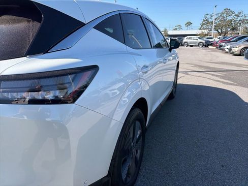 Certified 2025 Nissan Murano SL image 11