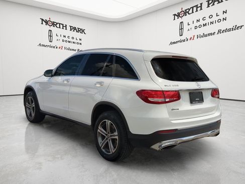 Used 2019 Mercedes-Benz GLC 300 image 3