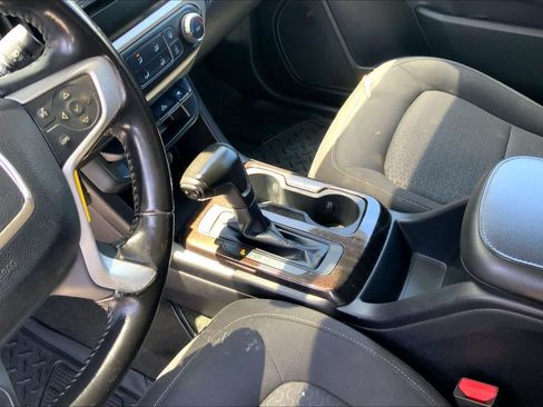 Used 2016 GMC Canyon SLE RWD image 16