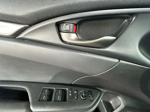 Used 2019 Honda Civic Sport image 15