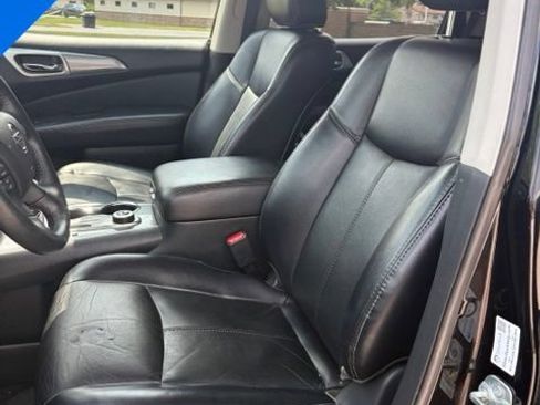 Used 2019 Nissan Pathfinder SL AWD/4WD image 12