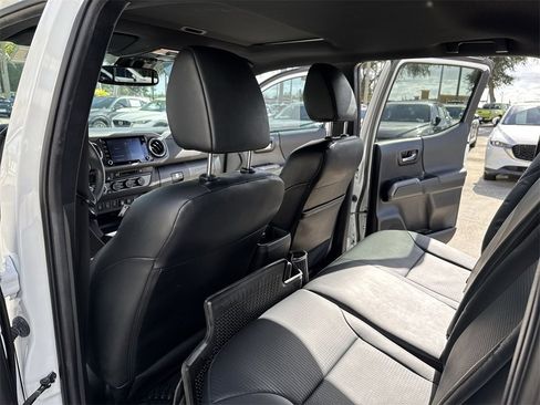 Used 2023 Toyota Tacoma TRD Off-Road image 35