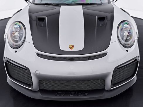 Used 2019 Porsche 911 GT2 RS RWD image 24