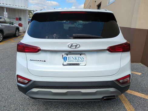 Used 2019 Hyundai Santa Fe SEL w/ Cargo Package image 5