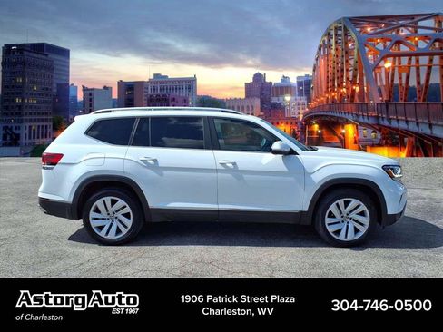 Used 2021 Volkswagen Atlas SEL AWD/4WD image 2