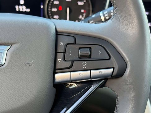 Used 2024 Cadillac XT6 Premium Luxury w/ Technology Package image 33