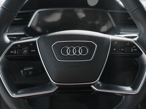 Certified 2023 Audi e-tron Premium Plus w/ Premium Plus Package image 17