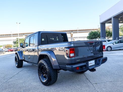 Used 2021 Jeep Gladiator Sport w/ Quick Order Package 26Q 80th AWD/4WD image 10