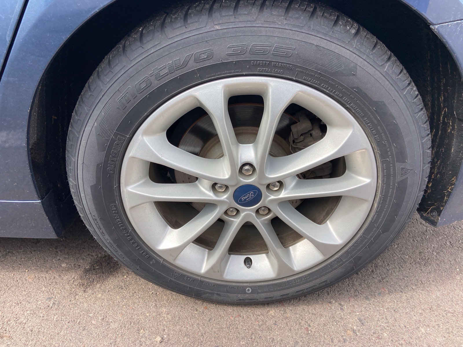 Used 2019 Ford Fusion SE FWD image 5