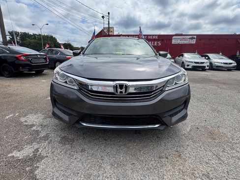 Used 2017 Honda Accord LX image 1