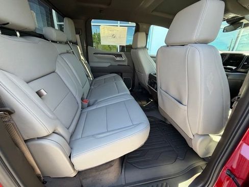 New 2026 GMC Sierra 1500 SLT AWD/4WD image 29