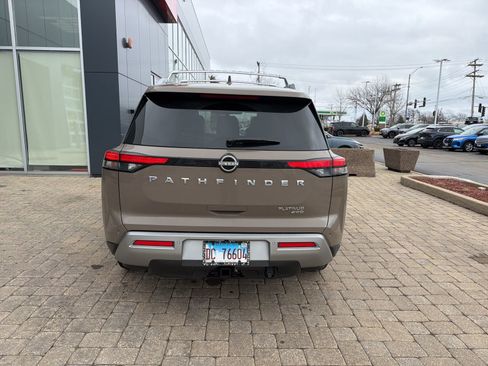 Certified 2024 Nissan Pathfinder Platinum image 7