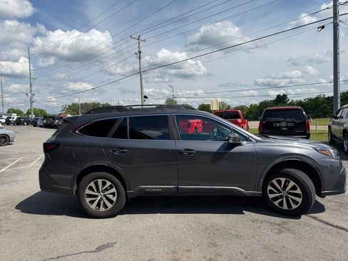 Used 2020 Subaru Outback Premium AWD/4WD image 4