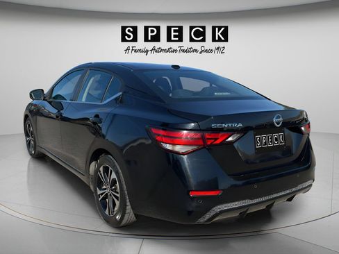 Used 2022 Nissan Sentra SV FWD image 3