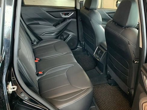 Used 2023 Subaru Forester Touring AWD/4WD image 11
